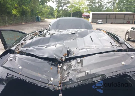 2022 Toyota Rav4 Xle z USA, uszkodzony, nr VIN 2T3W1RFV5NC189098